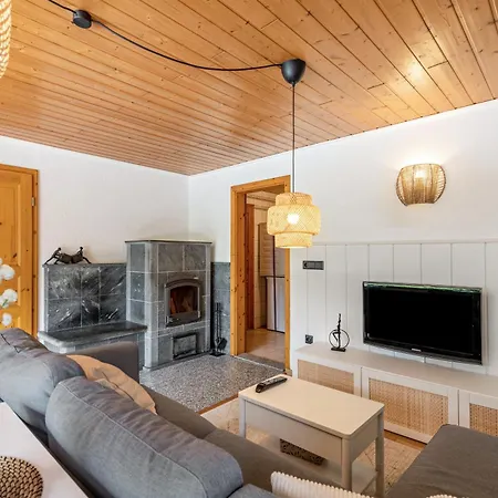 Holiday home Waldseeliebe Schenkendobern